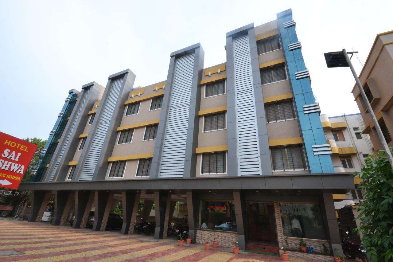 Hotel Yogiraj Shirdi Exterior photo